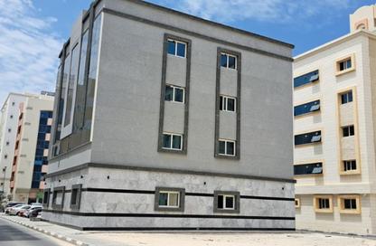 عمارة بالكامل - 8 غرف نوم - 8 حمامات للبيع في البطينة B - البطينة - الشارقة