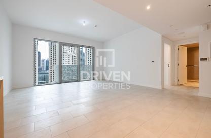 Apartment - 1 - 2 for rent in La Vie - Jumeirah Beach Residence - Dubai