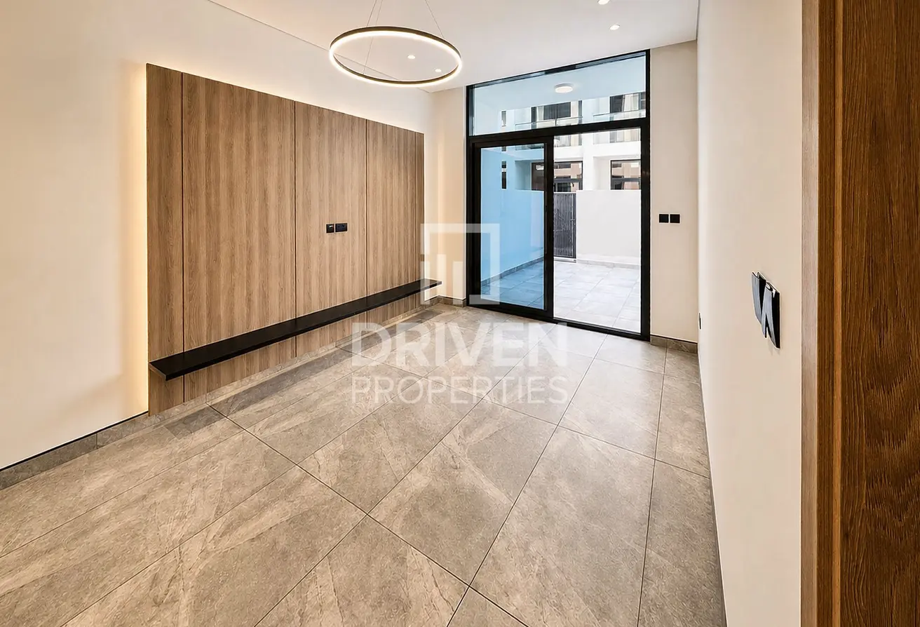 165060382 - Property Main Image