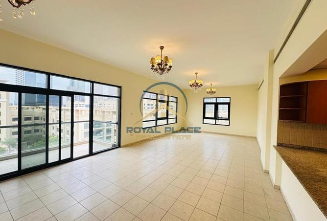 74255923 - Property Image 2