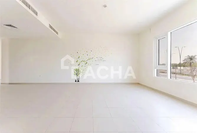 135602121 - Property Image 2