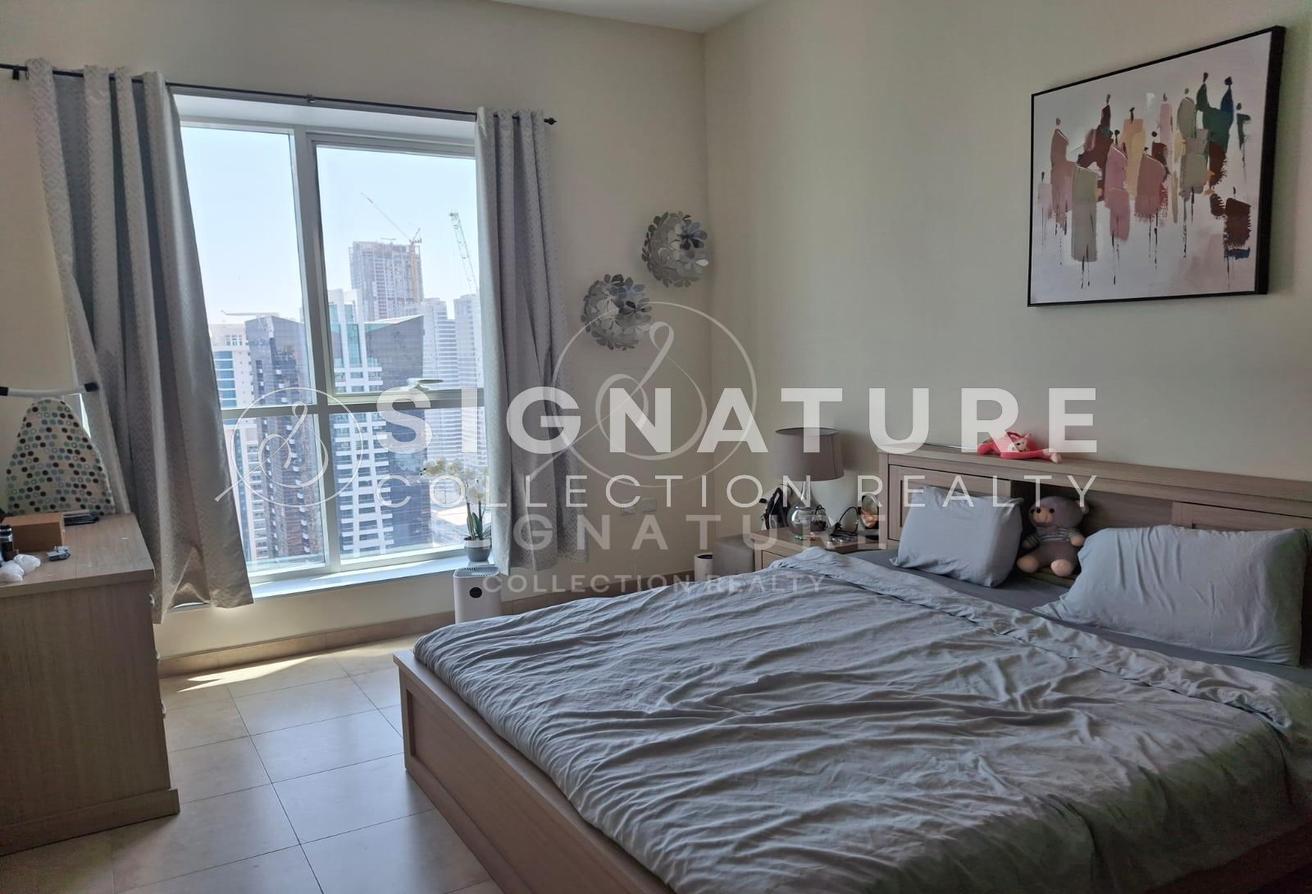 High Floor | Vacant | Well maintained photo 8