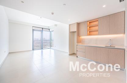 Apartment - 1 - 1 for rent in Golf Heights - The Views - Dubai