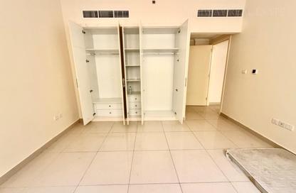 Apartment - 2 Bedrooms - 3 Bathrooms for rent in Muwaileh 29 Building - Muwaileh - Sharjah