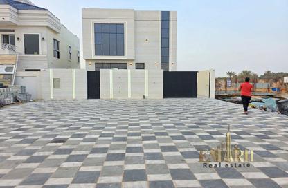 Villa - 4 Bedrooms - 6 Bathrooms for rent in Al Zaheya Gardens - Al Zahya - Ajman