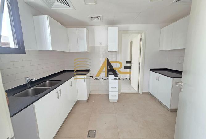 117709334 - Property Image 3