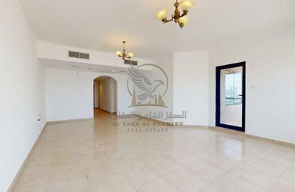Apartment - 2 - 2 for rent in Jamal Abdul Nasser Street - Al Majaz - Sharjah