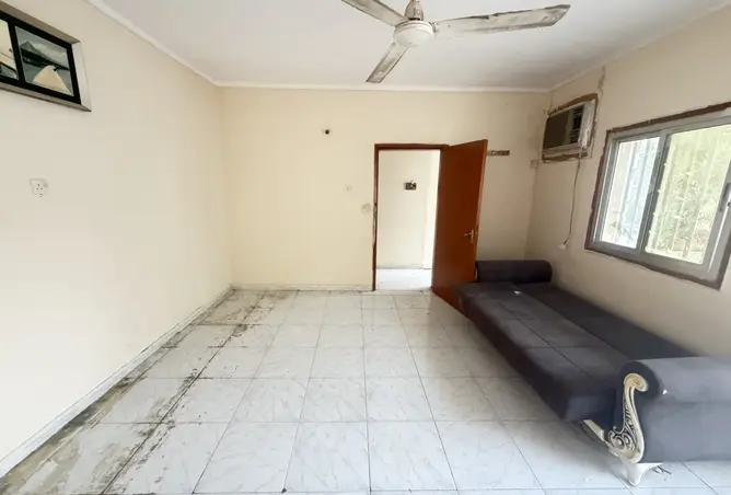 156939107 - Property Image 2