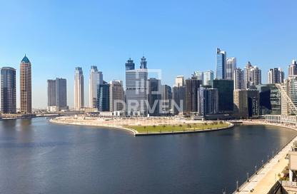 Apartment - Studio - 1 for rent in Damac Maison Prive A - Damac Maison Prive - Business Bay - Dubai