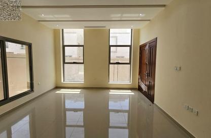 Villa - 4 Bedrooms - 5 Bathrooms for sale in Al Yasmeen 1 - Al Yasmeen - Ajman