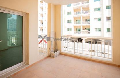 Apartment - 2 Bedrooms - 3 Bathrooms for rent in Mazaya 31 - Queue Point - Liwan - Dubai Land - Dubai