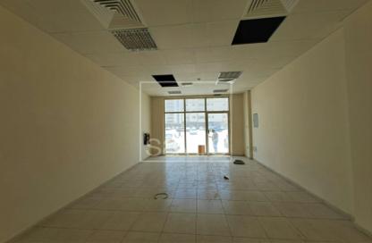 Retail - Studio for rent in Al Nabaa Building - Al Naba'ah - Al Sharq - Sharjah