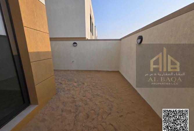 71123723 - Property Image 2