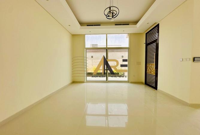 113695011 - Property Image 3