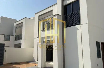Villa - 4 Bedrooms - 5 Bathrooms for rent in Fay Alreeman - Al Shamkha - Abu Dhabi