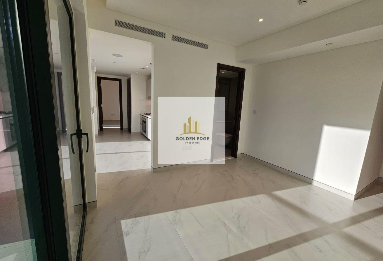 BURJ VIEW | BIG LAYOUT | MULTIPLE UNITS photo 4