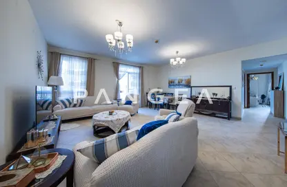 Apartment - 2 Bedrooms - 3 Bathrooms for sale in Shakespeare Circus 3 - Shakespeare Circus - Motor City - Dubai