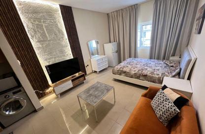 Apartment - Studio - 1 Bathroom for rent in Al Majaz 3 - Al Majaz - Sharjah