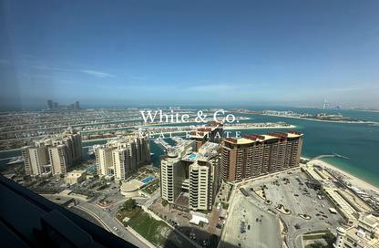 Apartment - Studio - 1 Bathroom for rent in The Palm Tower - Palm Jumeirah - Dubai