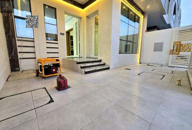 82783481 - Property Image 2