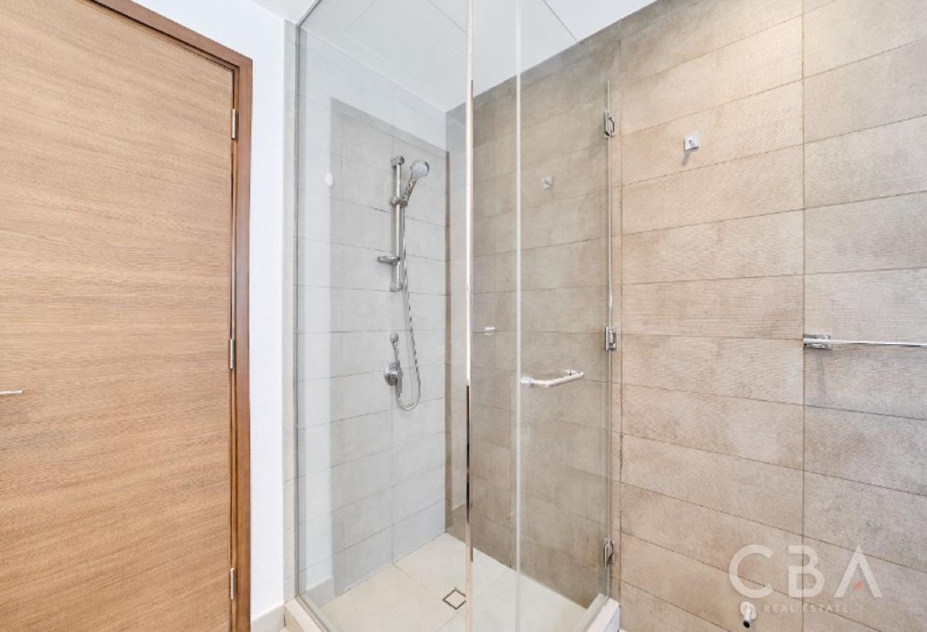 Negotiable | Close to Ammenties | Prime Location photo 7