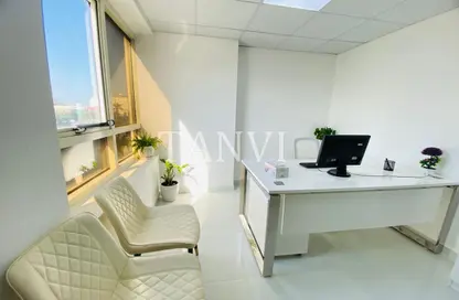 Office Space - Studio - 1 Bathroom for rent in Silver Home Building - Hor Al Anz - Deira - Dubai