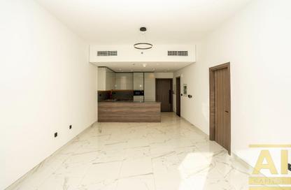 Apartment - 1 Bedroom - 2 Bathrooms for rent in Royal Regency - Business Bay - Dubai