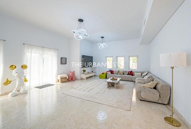 16221986 - Property Image 3