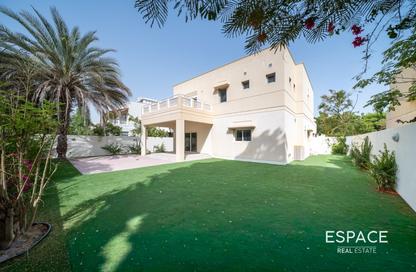 Villa - 4 Bedrooms - 4 Bathrooms for rent in Meadows 9 - Meadows - Dubai Villa - 4 Bedrooms - 4 Bathrooms for rent in Meadows 9 - Meadows - Dubai