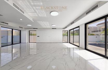 Villa - 3 Bedrooms - 4 Bathrooms for rent in District 6 - Jumeirah Park - Dubai