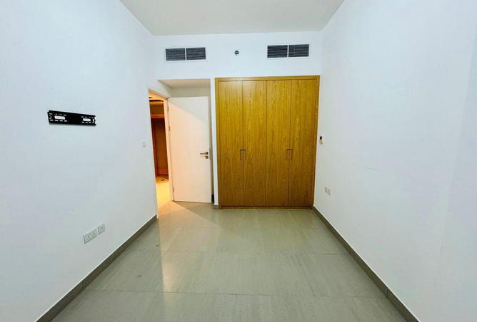 69894184 - صورة العقار 3