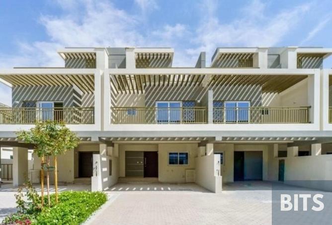 Sale in Camelia: 4BR Corner | Best Price | Great Deal | Near Malibu ...