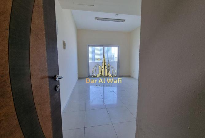 78597987 - Property Image 3