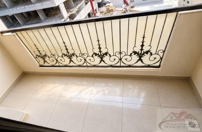 Apartment - 3 Bedrooms - 3 Bathrooms for rent in Muwaileh 29 Building - Muwaileh - Sharjah