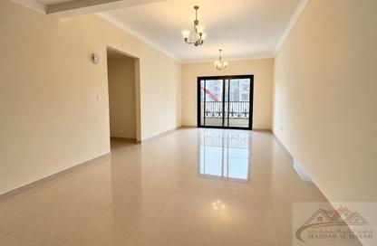 Apartment - 3 Bedrooms - 3 Bathrooms for rent in Muwaileh 29 Building - Muwaileh - Sharjah
