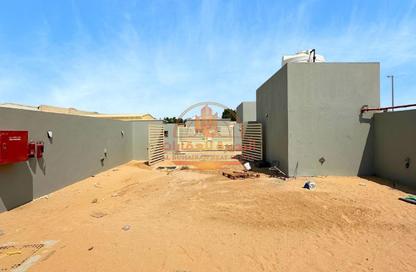 Land - Studio for rent in Al Sajaa S - Al Sajaa - Sharjah