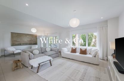 Villa - 3 Bedrooms - 3 Bathrooms for sale in Meadows 9 - Meadows - Dubai Villa - 3 Bedrooms - 3 Bathrooms for sale in Meadows 9 - Meadows - Dubai