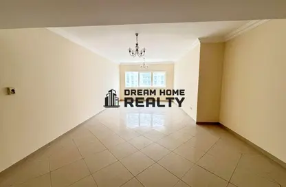 Apartment - 3 Bedrooms - 3 Bathrooms for rent in New Al Taawun Road - Al Taawun - Sharjah