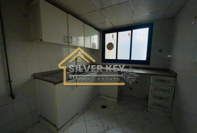 85304900 - Property Image 2