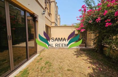 Villa - 4 Bedrooms - 4 Bathrooms for rent in Jumeirah 1 Villas - Jumeirah 1 - Jumeirah - Dubai