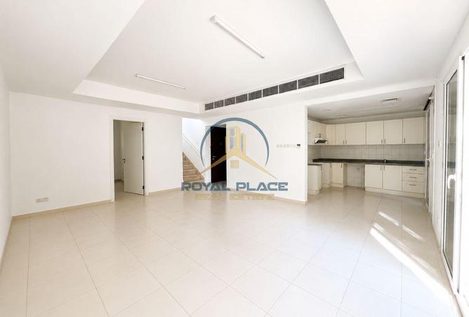 135642415 - Property Image 3