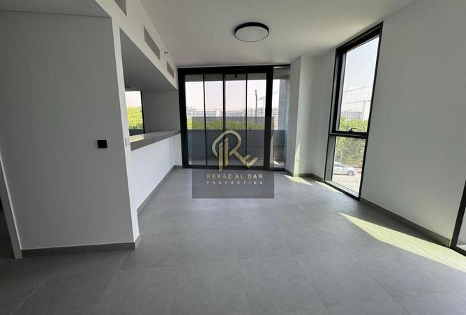 76983142 - Property Image 3