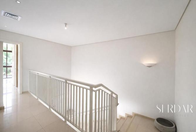 76968203 - Property Image 3