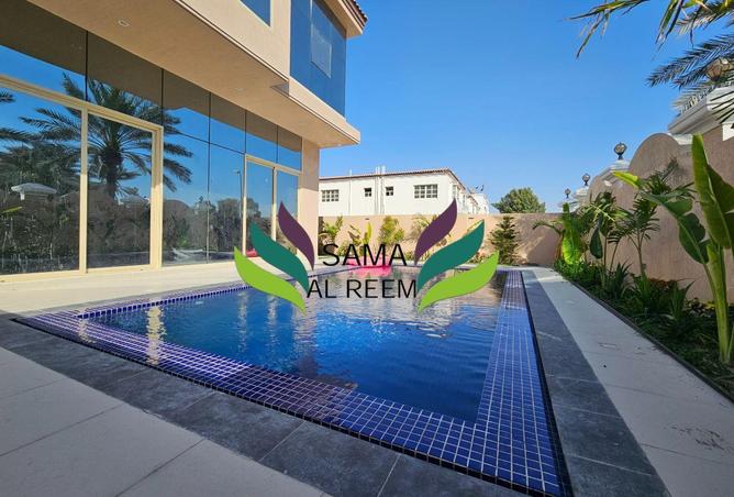 75015227 - Property Image 2