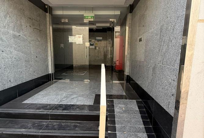 122916381 - Property Main Image