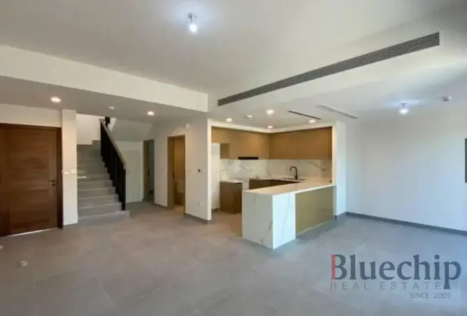 155067810 - Property Image 2