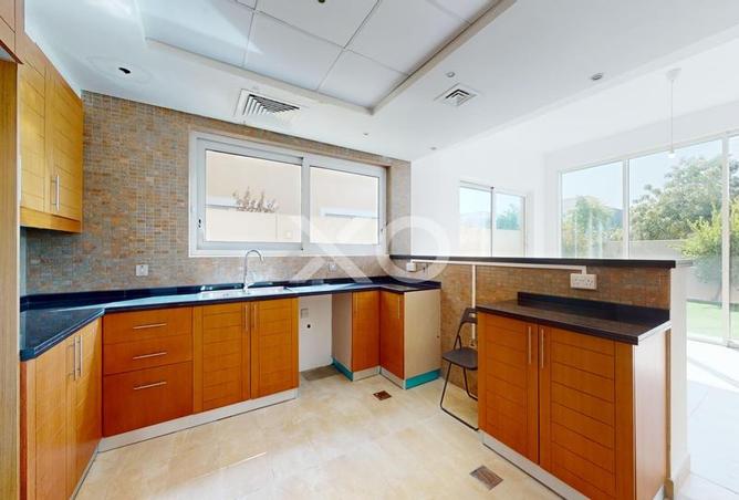 62853754 - Property Image 3