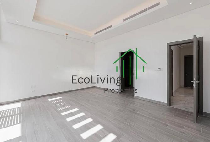90054475 - Property Image 3