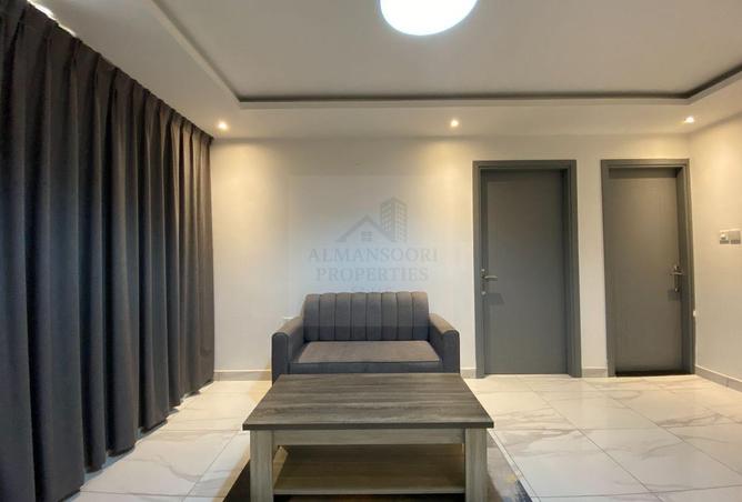 97805767 - Property Image 3