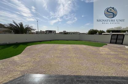 Villa - 4 Bedrooms - 6 Bathrooms for rent in Al Muhaisnah 1 - Al Muhaisnah - Dubai